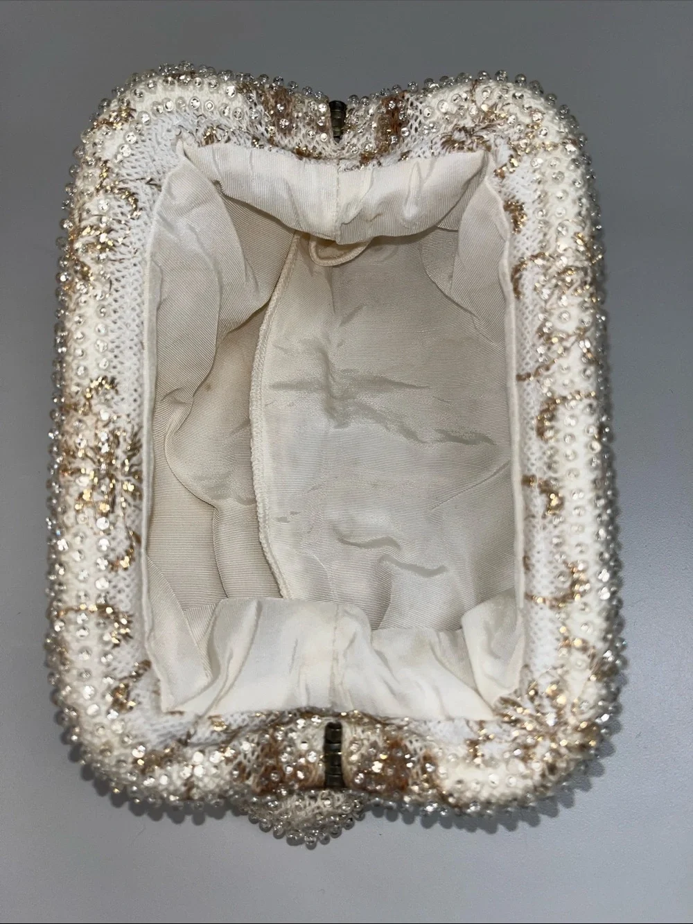 Source Unknown Ivory and Gold Beaded Evening Clutch